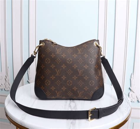 louis vuitton prices qatar|louis vuitton bag price qatar.